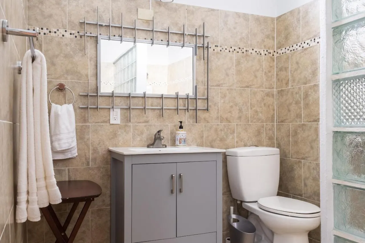 Prime Location At Condado Beach 3Br 2 Ba - Apt 1 San Juan Apartamento