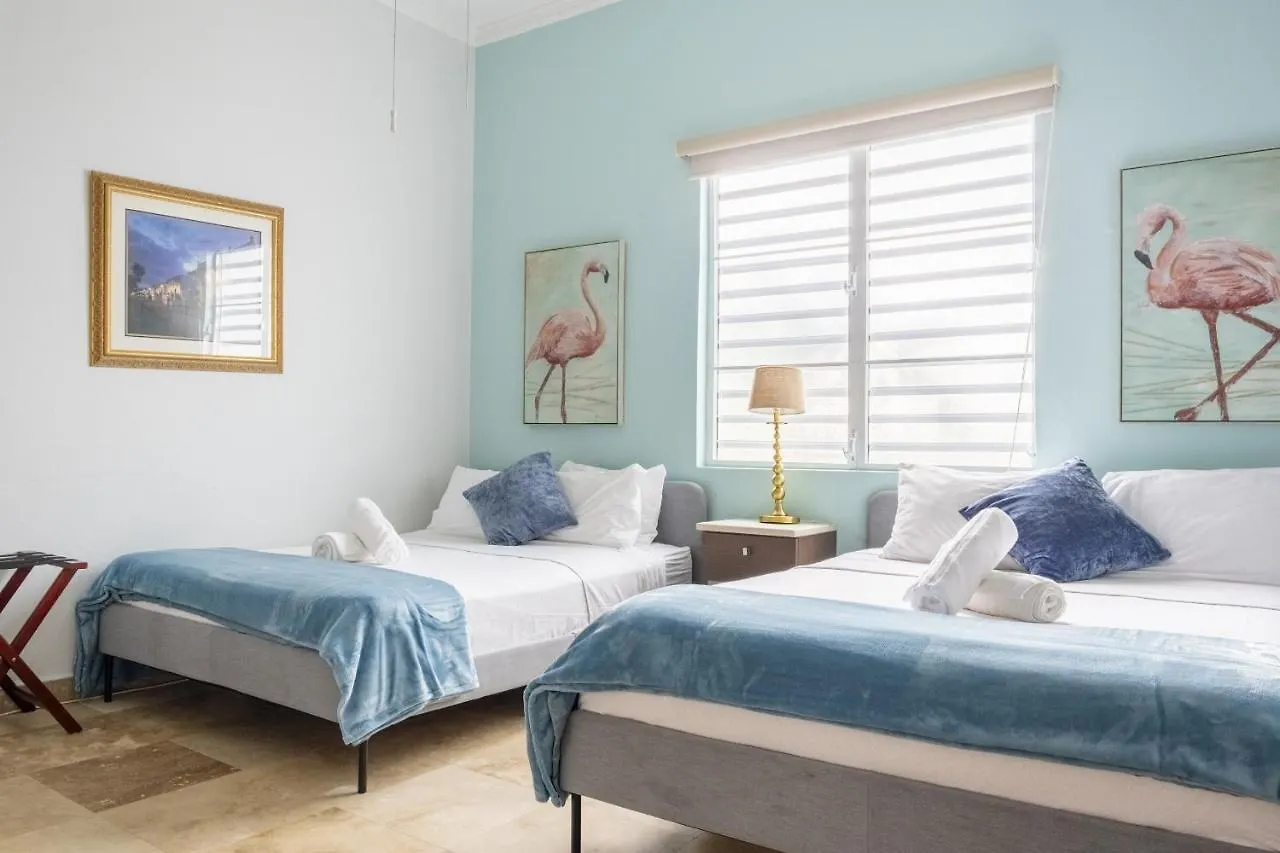 Prime Location At Condado Beach 3Br 2 Ba - Apt 1 San Juan 0*,